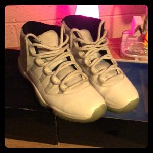 Jordan Legend Blue 11s